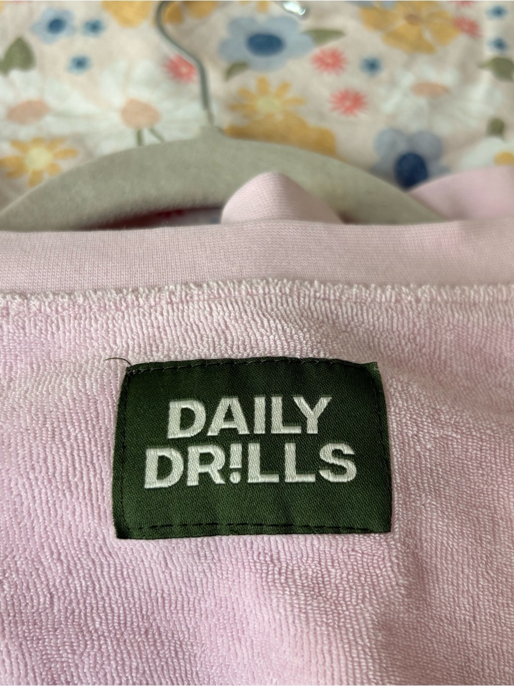 Daily Drills Terry Oversized Crew Sweatshirt - Pink size M/L - Picture 4 of 6